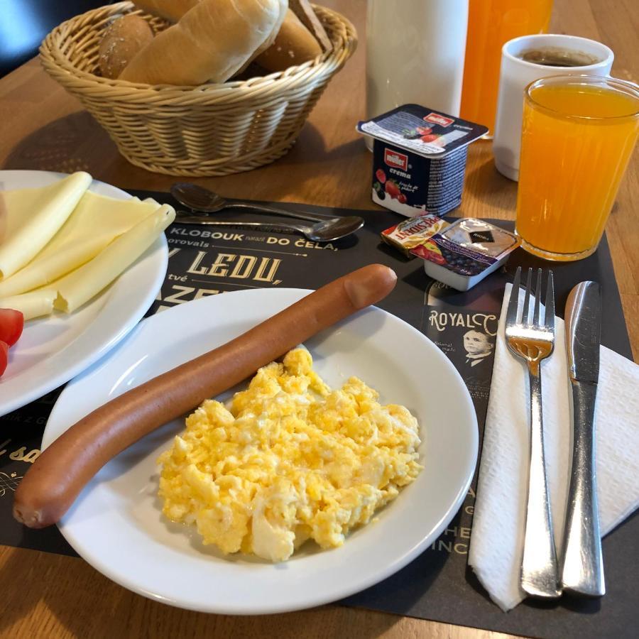 Hotel U Namornika Plzen Ngoại thất bức ảnh